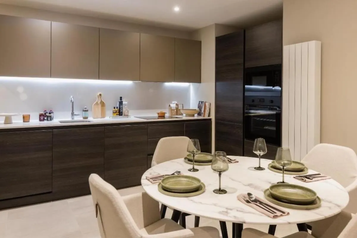 Stylish Luxury Nests - Central Edinburgh Location